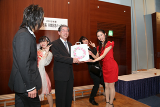 thumb_sotsugyou_party (28).jpg